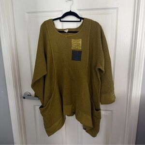 Blue Fish Barclay Patched Crepe Perennial Tunic Top Woods Olive Size 2